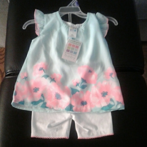 Two piece - Picture 2 of 3